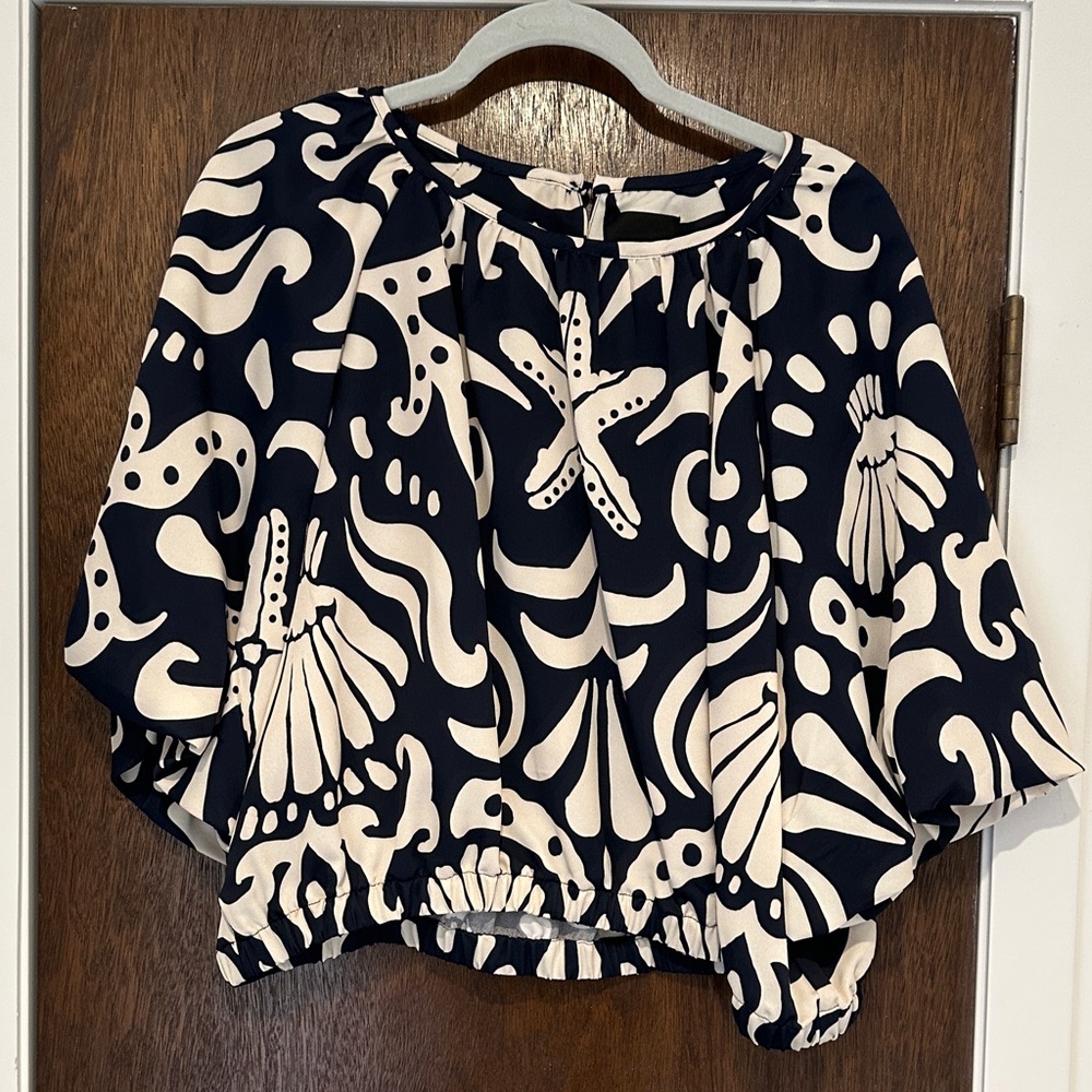 NWOT: Alex Marie Navy and Cream Women's Top XXL